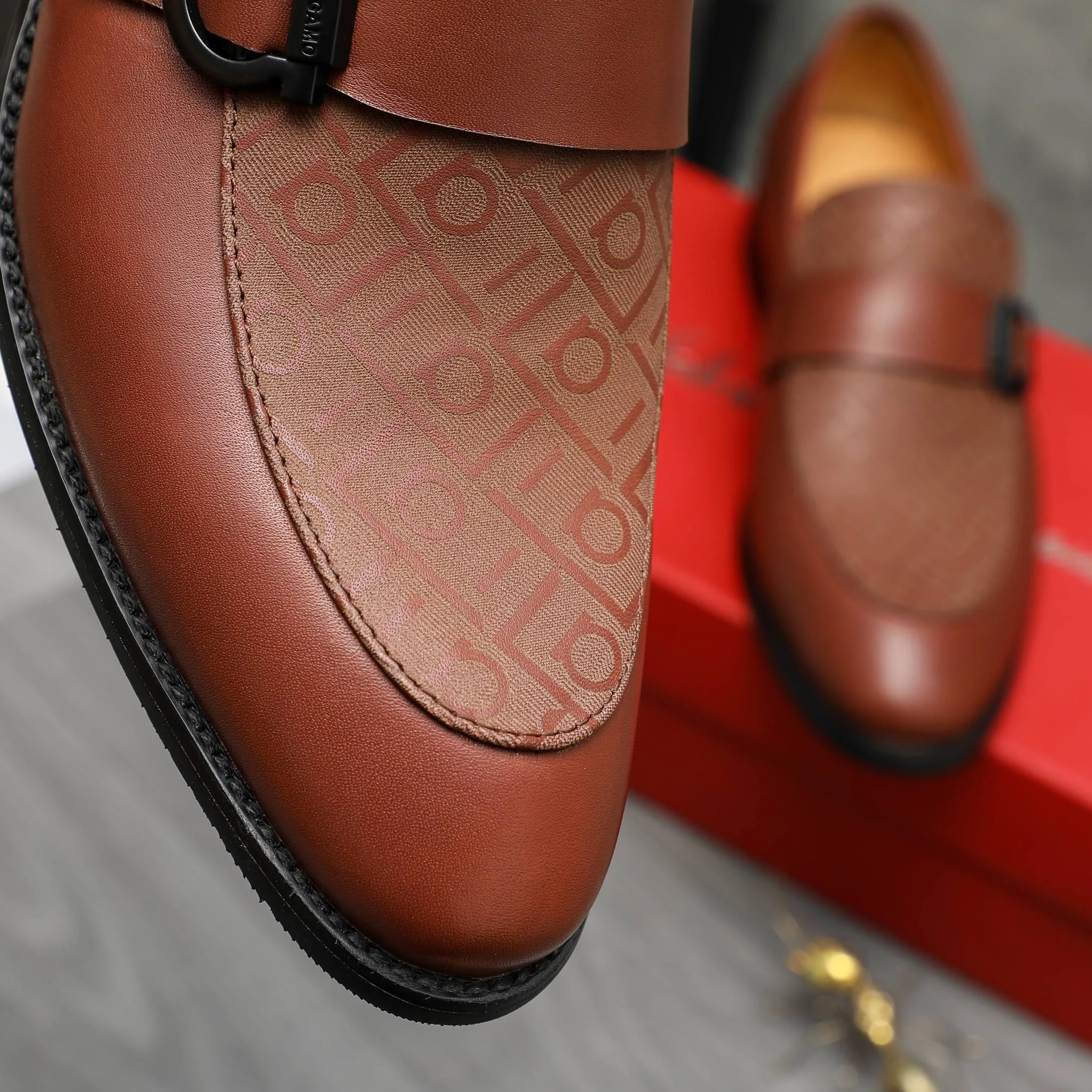 Men's men's shoes💰460 Product trademark: Ferragamo "Ferragamo" business slip-on leather shoes Regular size: 39-44 Product materials: Selected high-quality cowhide upper, cowhide lining, original outsole